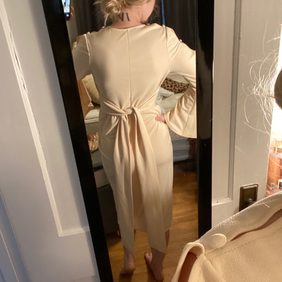 ASOS Design Kimono Button Plunge Midi Dress - Picture 2 of 14